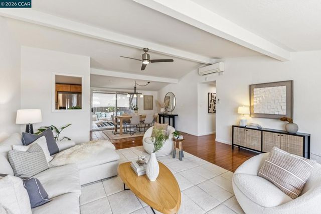2342 Gehringer Dr, Concord, CA 94520