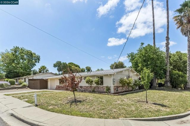 2342 Gehringer Dr, Concord, CA 94520