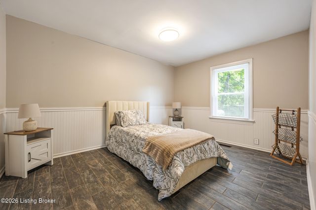 2615 2 Mile Ln, New Albany, IN 47150