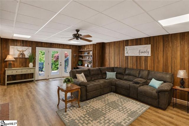 2212 Surfside Drive, Anderson, SC 29625
