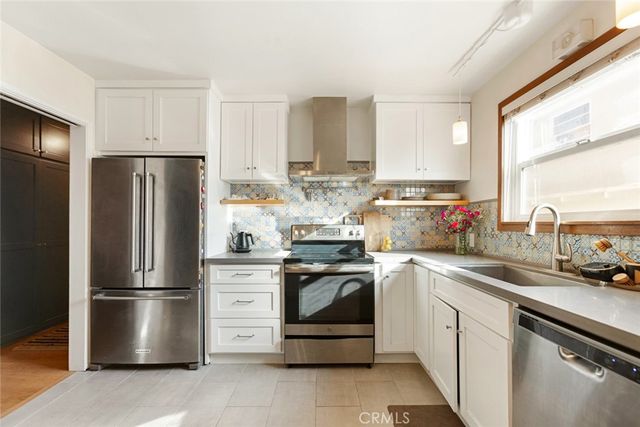 1023 E 1st Street 19, Long Beach, CA 90802