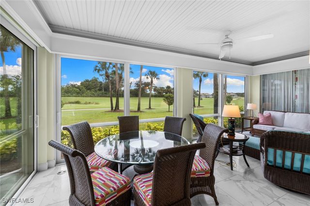 2120 Aberdeen LN 101, Naples, FL 34109