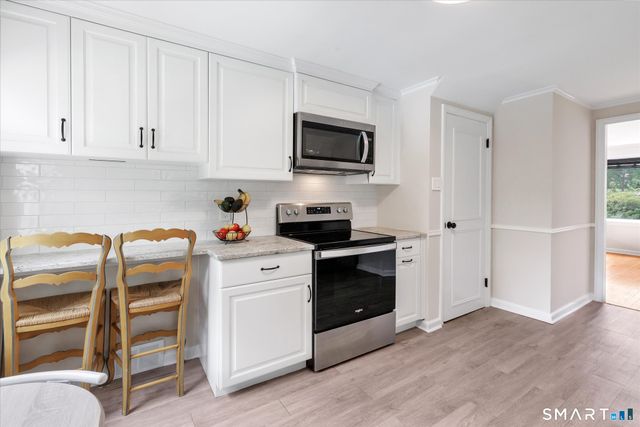 178 Elizabeth Terrace, Stratford, CT 06614