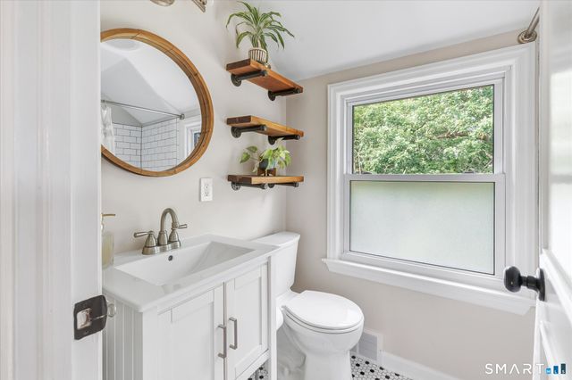 178 Elizabeth Terrace, Stratford, CT 06614