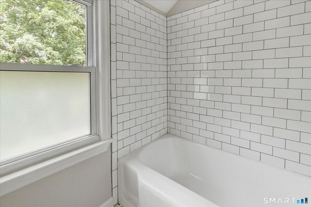 178 Elizabeth Terrace, Stratford, CT 06614
