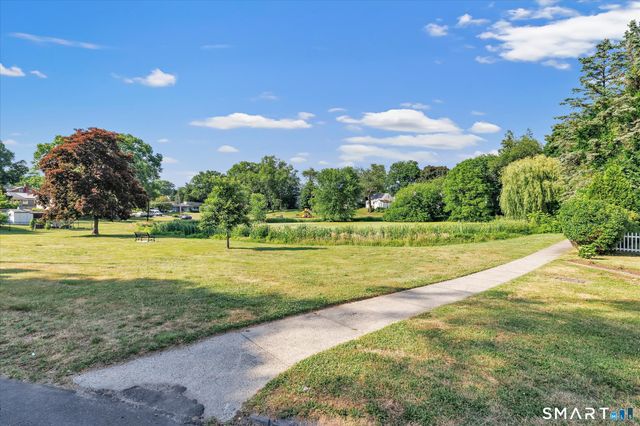 178 Elizabeth Terrace, Stratford, CT 06614