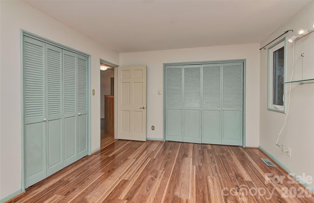 3310 Windbluff Drive, Charlotte, NC 28277