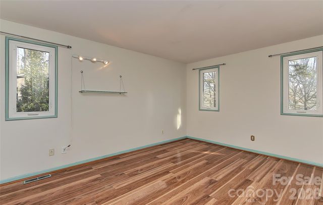 3310 Windbluff Drive, Charlotte, NC 28277