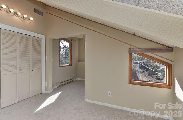 3310 Windbluff Drive, Charlotte, NC 28277