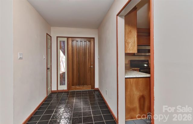 3310 Windbluff Drive, Charlotte, NC 28277