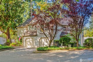 10102 NE 135th Lane #Unit 8, Kirkland, WA 98034