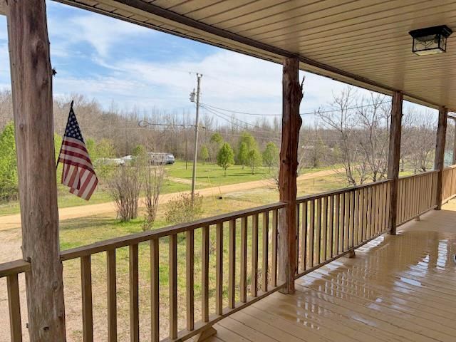 80 TOWBOAT LN, Adamsville, TN 38310
