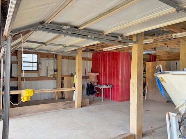 80 TOWBOAT LN, Adamsville, TN 38310