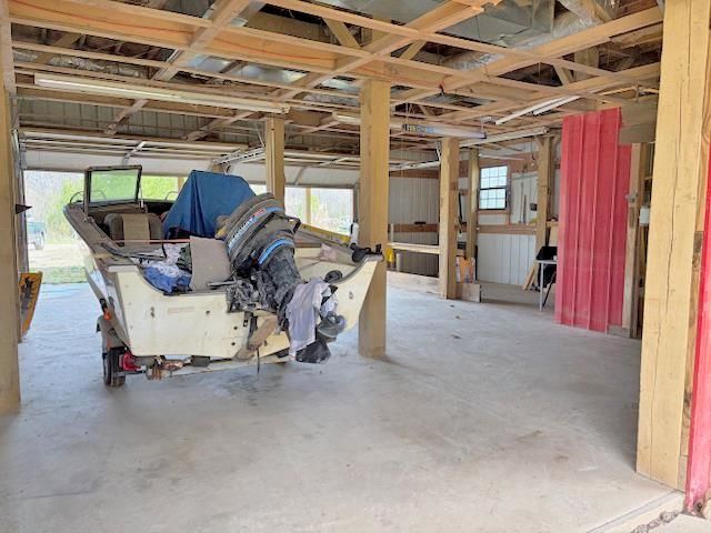 80 TOWBOAT LN, Adamsville, TN 38310