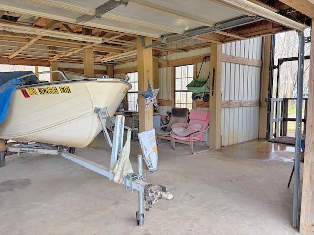 80 TOWBOAT LN, Adamsville, TN 38310