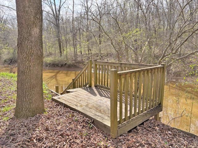 80 TOWBOAT LN, Adamsville, TN 38310