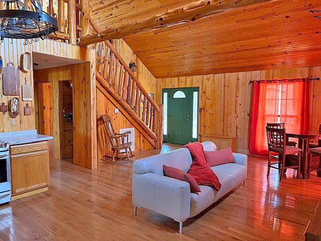 80 TOWBOAT LN, Adamsville, TN 38310