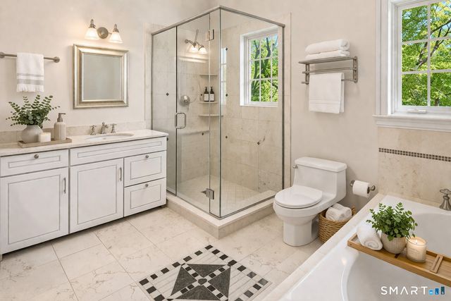 32 Steep Hill Road, Weston, CT 06883