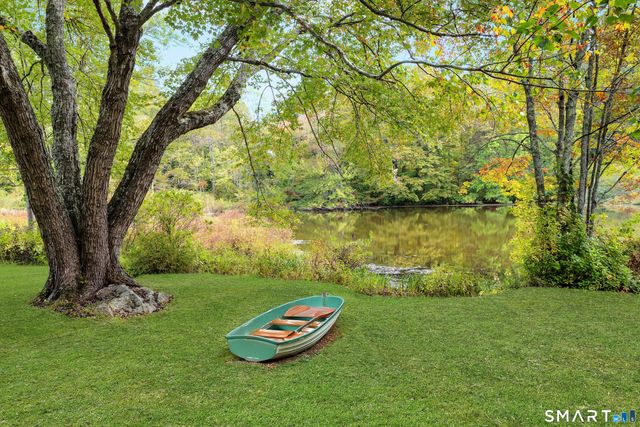 32 Steep Hill Road, Weston, CT 06883