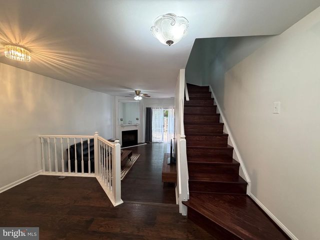 2121 WHISPER WAY, Reston, VA 20191