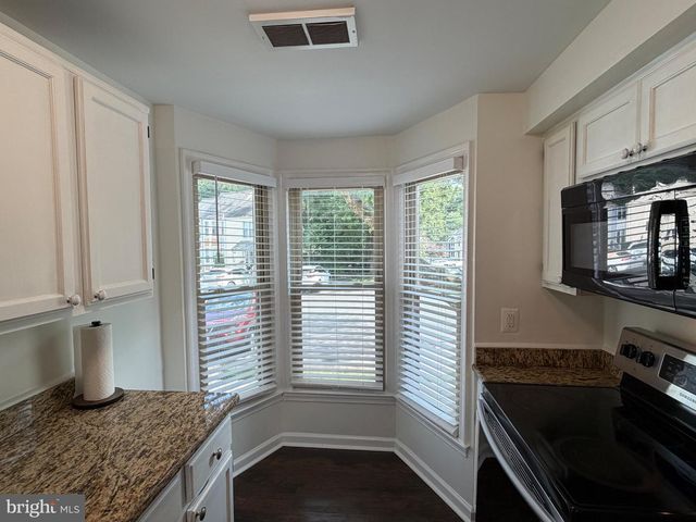 2121 WHISPER WAY, Reston, VA 20191