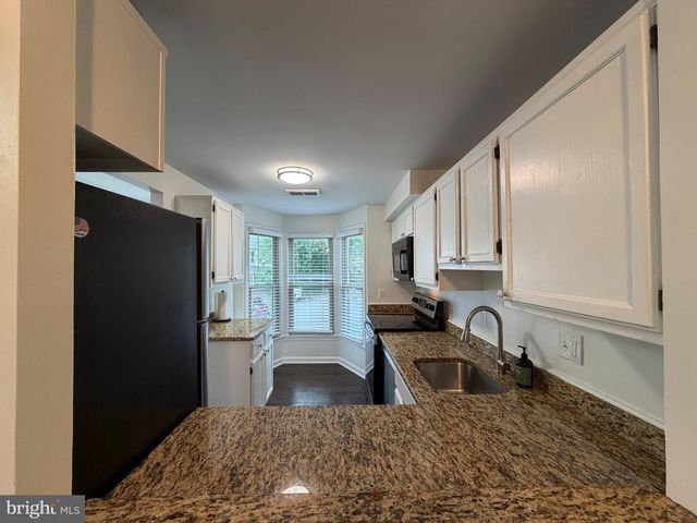 2121 WHISPER WAY, Reston, VA 20191