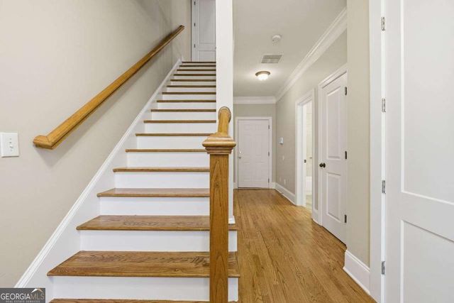 109 W Ridge Way, Roswell, GA 30076