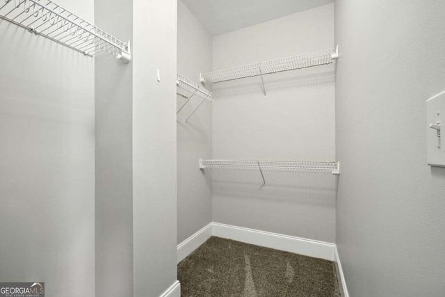 109 W Ridge Way, Roswell, GA 30076