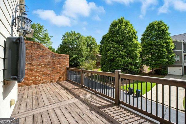 109 W Ridge Way, Roswell, GA 30076