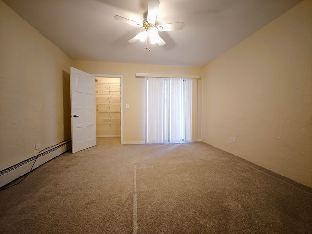 1296 E WASHINGTON Street 1, Des Plaines, IL 60016