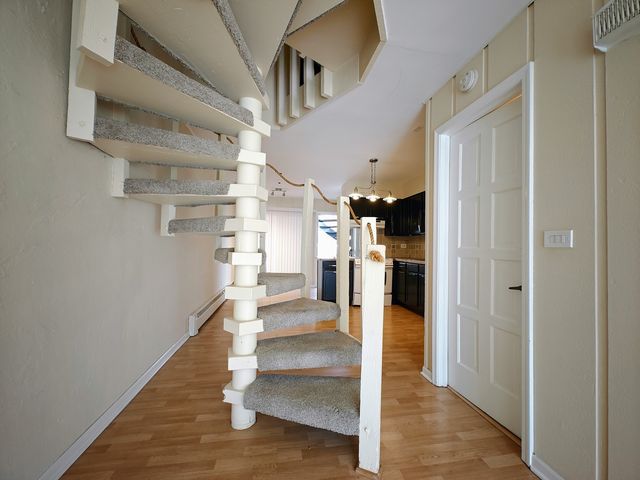 1296 E WASHINGTON Street 1, Des Plaines, IL 60016