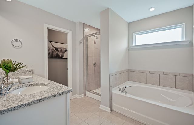 483 Jet Stream Dr, La Vergne, TN 37086