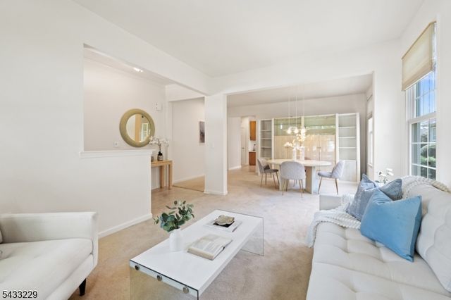 35 Hardenbergh St, Franklin Twp., NJ 08873