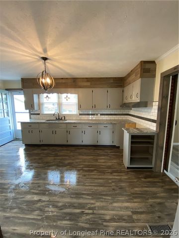 509 E 19th Street, Lumberton, NC 28358