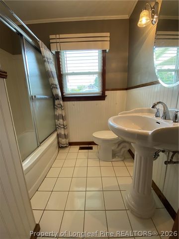 509 E 19th Street, Lumberton, NC 28358