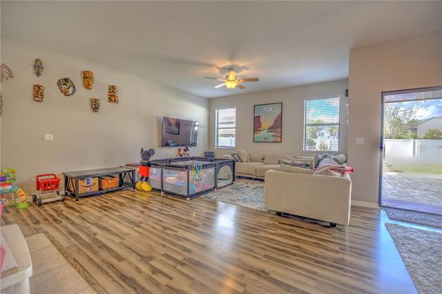20028 SATIN LEAF AVENUE, Tampa, FL 33647