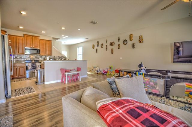 20028 SATIN LEAF AVENUE, Tampa, FL 33647