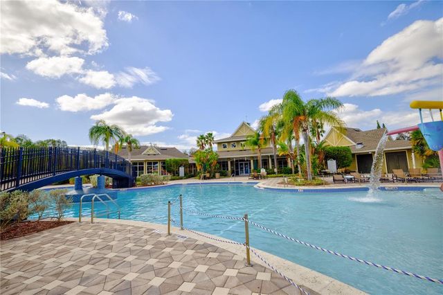 20028 SATIN LEAF AVENUE, Tampa, FL 33647