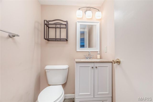 6421 Judson Avenue, St Louis, MO 63123