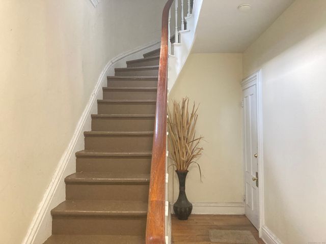 607 Elm Street, New Haven, CT 06511