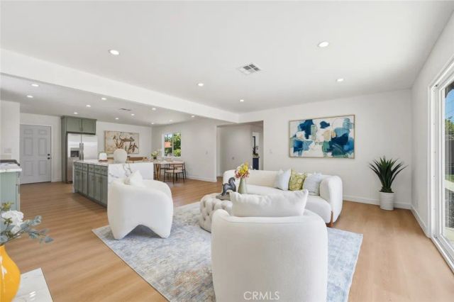 2414 S Poplar, Santa Ana, CA 92704