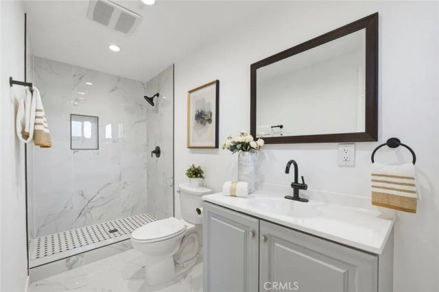 2414 S Poplar, Santa Ana, CA 92704