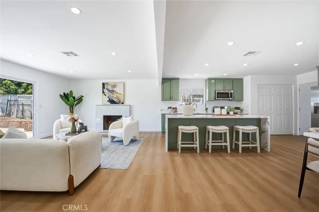2414 S Poplar, Santa Ana, CA 92704