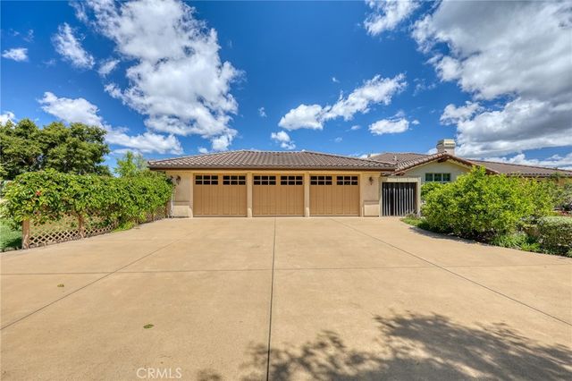 250 Foxen Bluff Lane, Arroyo Grande, CA 93420