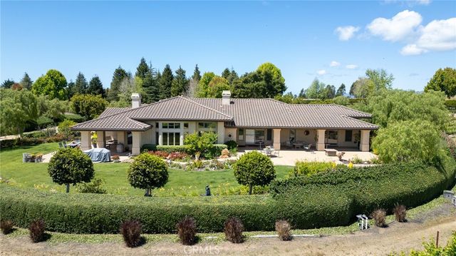 250 Foxen Bluff Lane, Arroyo Grande, CA 93420
