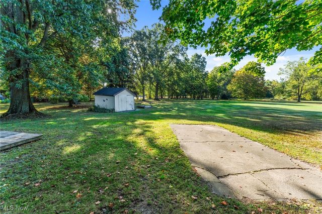 35221 Chestnut Ridge Road, North Ridgeville, OH 44039