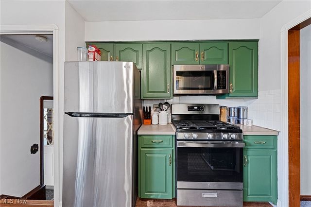 35221 Chestnut Ridge Road, North Ridgeville, OH 44039