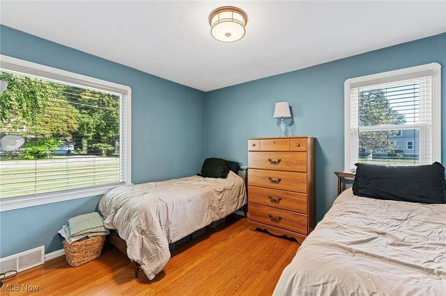 35221 Chestnut Ridge Road, North Ridgeville, OH 44039