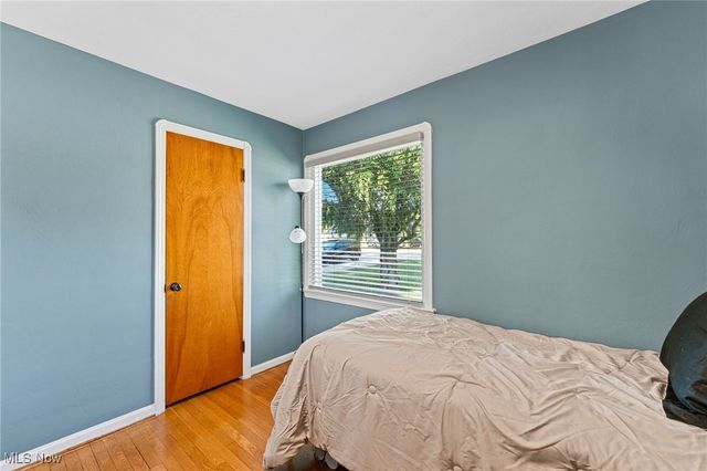 35221 Chestnut Ridge Road, North Ridgeville, OH 44039