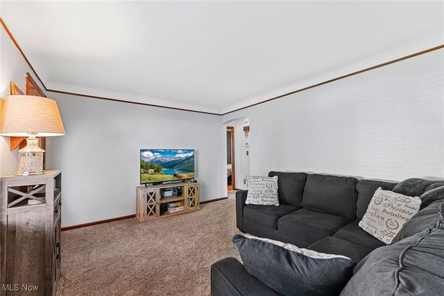 35221 Chestnut Ridge Road, North Ridgeville, OH 44039